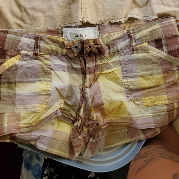 Plaid Short - Picture 2 of 2